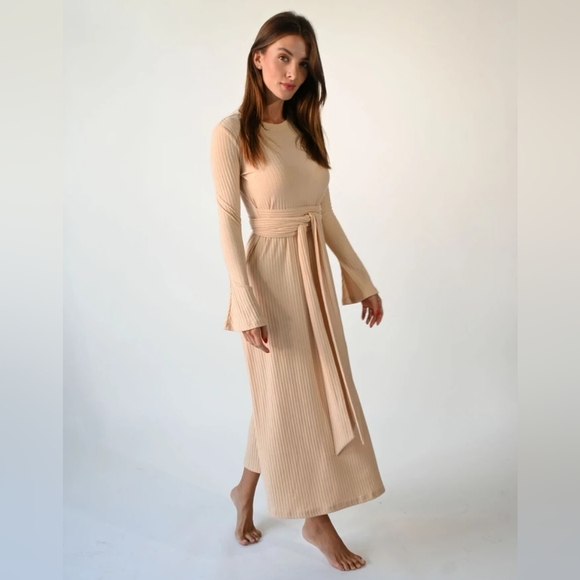 New By Tess Ribbed Maxi Dress - Picture 2 of 7